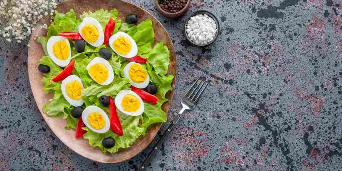 mesclun salad avocado fried egg